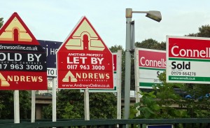 For sale signs: photo JS